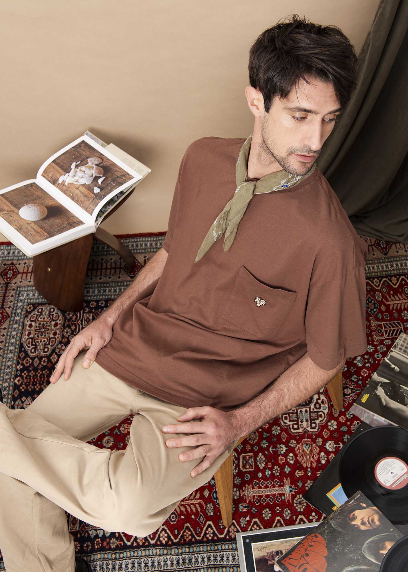 T-SHIRT POMEROL MARRON